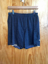 Load image into Gallery viewer, Size Medium Lululemon Men&#39;s Shorts
