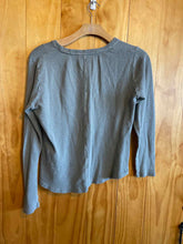 Load image into Gallery viewer, Size Medium Kuhl Green Women&#39;s Long Sleeve Shirt
