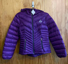 Load image into Gallery viewer, Women Size Small Gerry Purple Women&#39;s Winter Jacket
