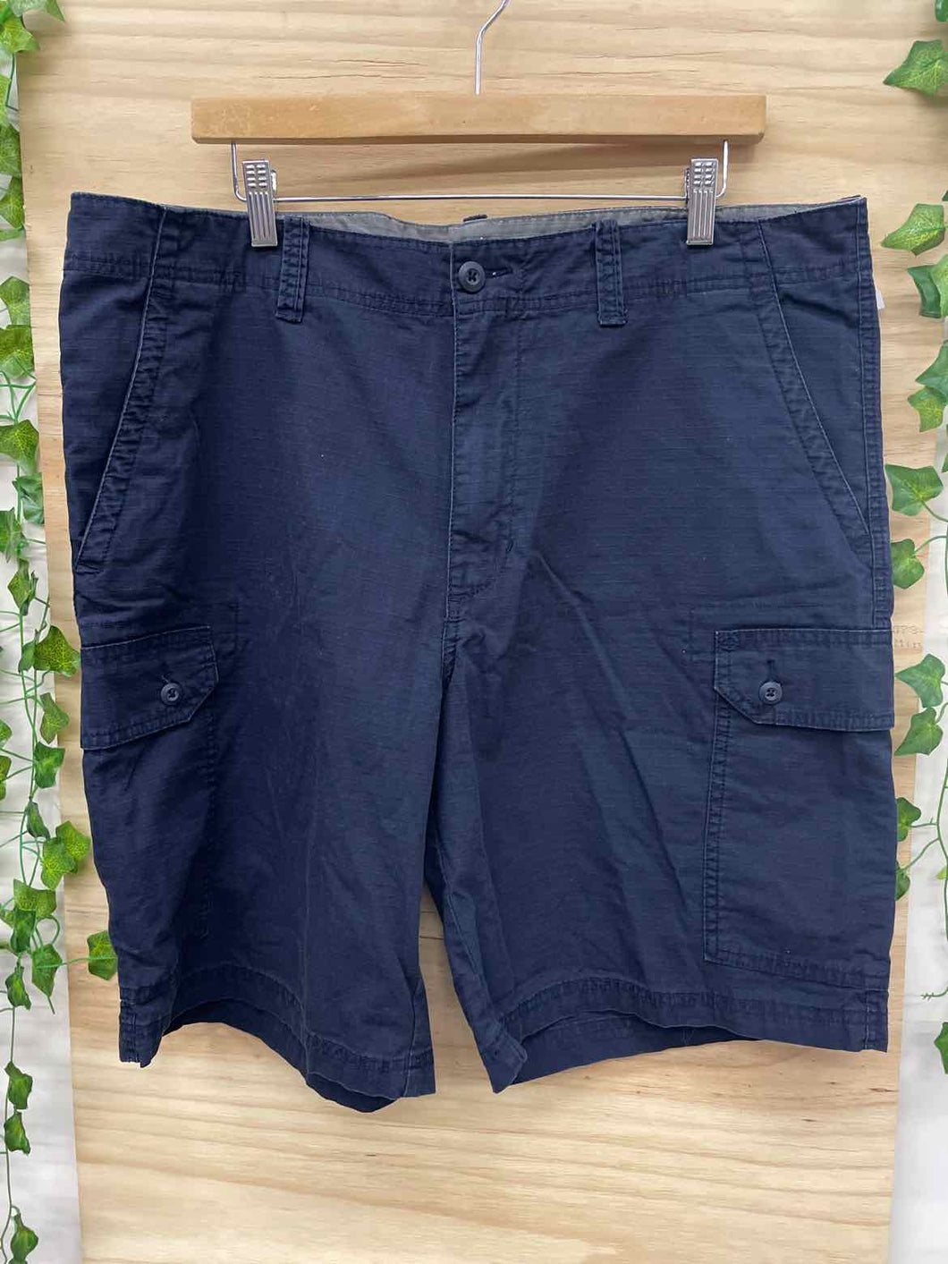 Size 38 Club Room Men's Shorts