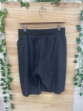 Load image into Gallery viewer, Size Medium Lululemon Men&#39;s Shorts
