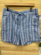 Load image into Gallery viewer, Size 12 Talbots Blue Women&#39;s Shorts
