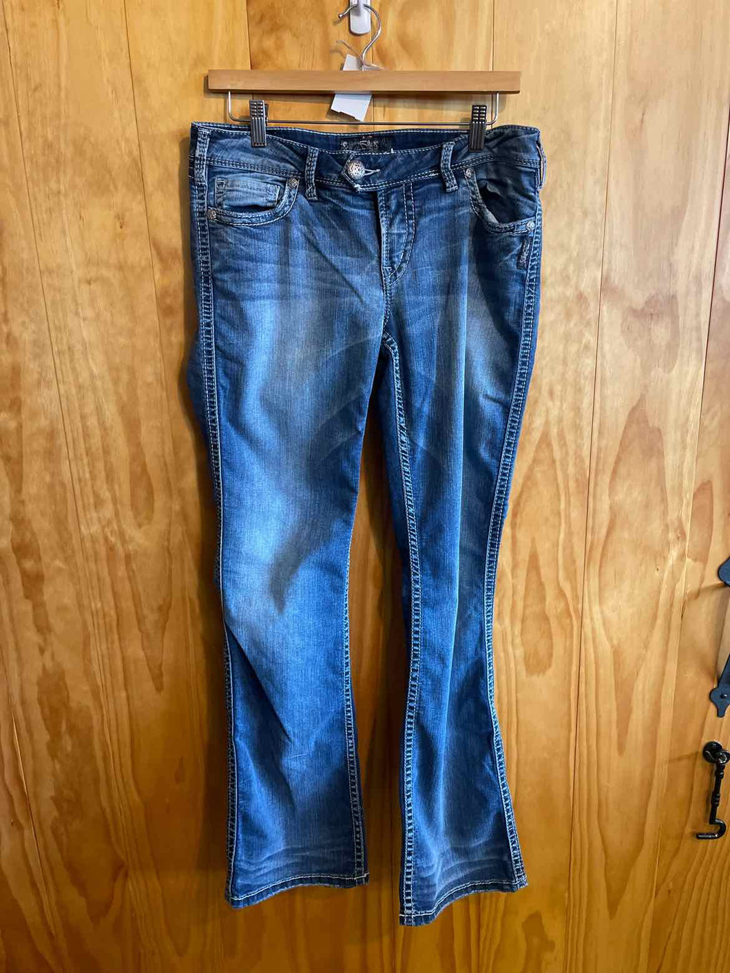 Size 32 Silver Jeans Co. Women's Jeans