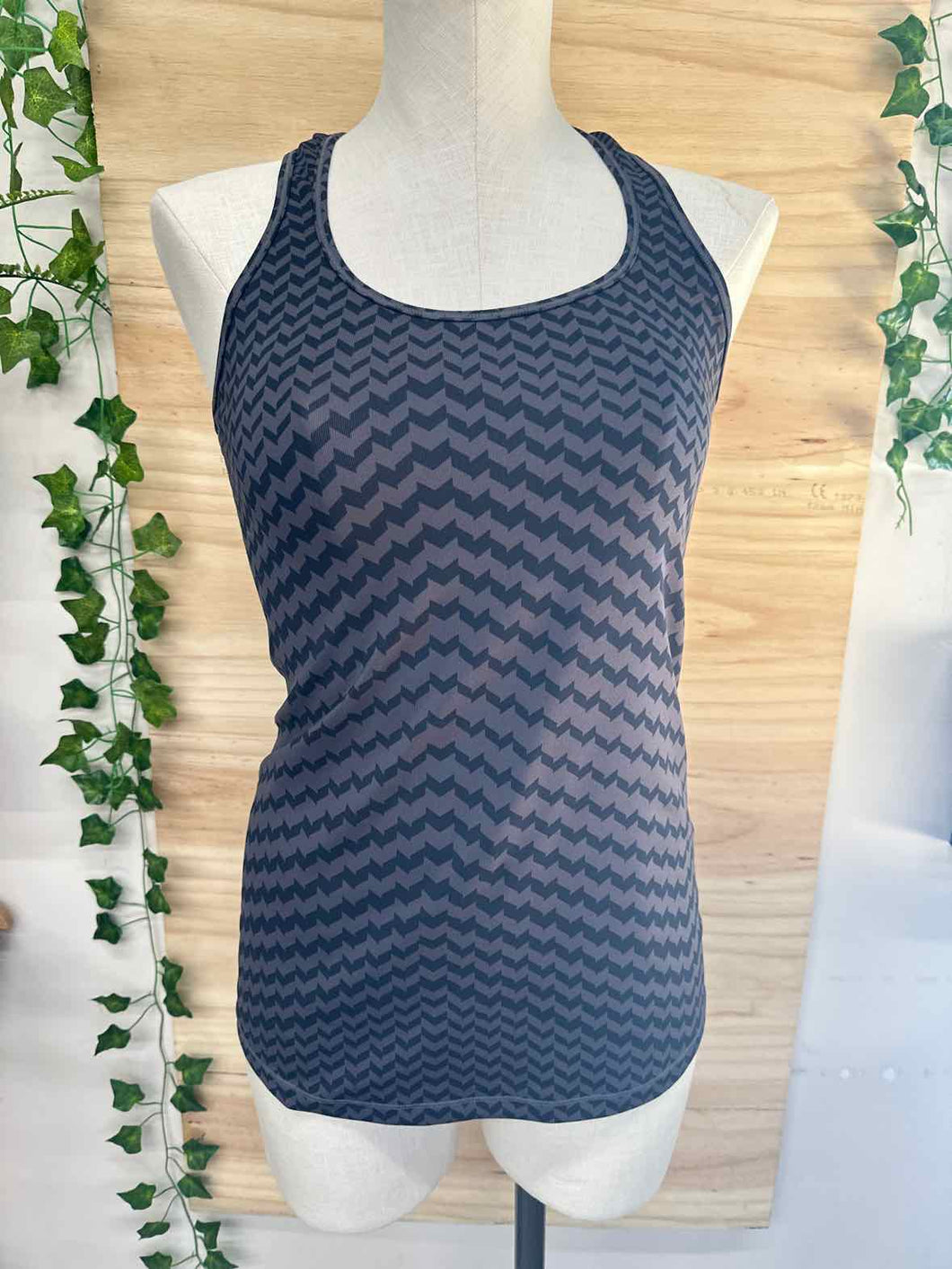 Size Small New Balance Gray Women's Tank Top