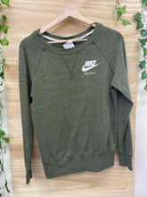 Load image into Gallery viewer, Size Small Nike Green Women&#39;s Long Sleeve Shirt
