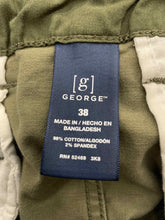 Load image into Gallery viewer, Size 38 George Men&#39;s Shorts
